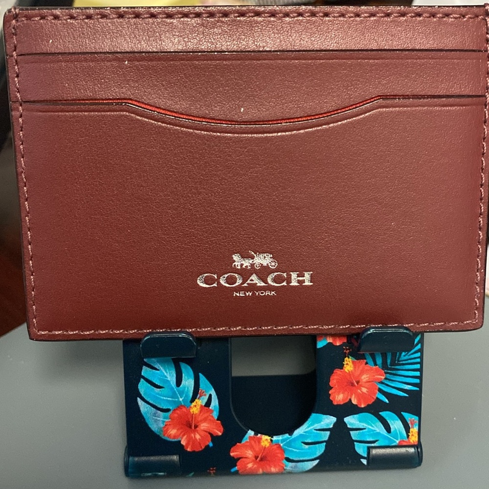Coach EUC Red card Wallet with Embroidered Lips